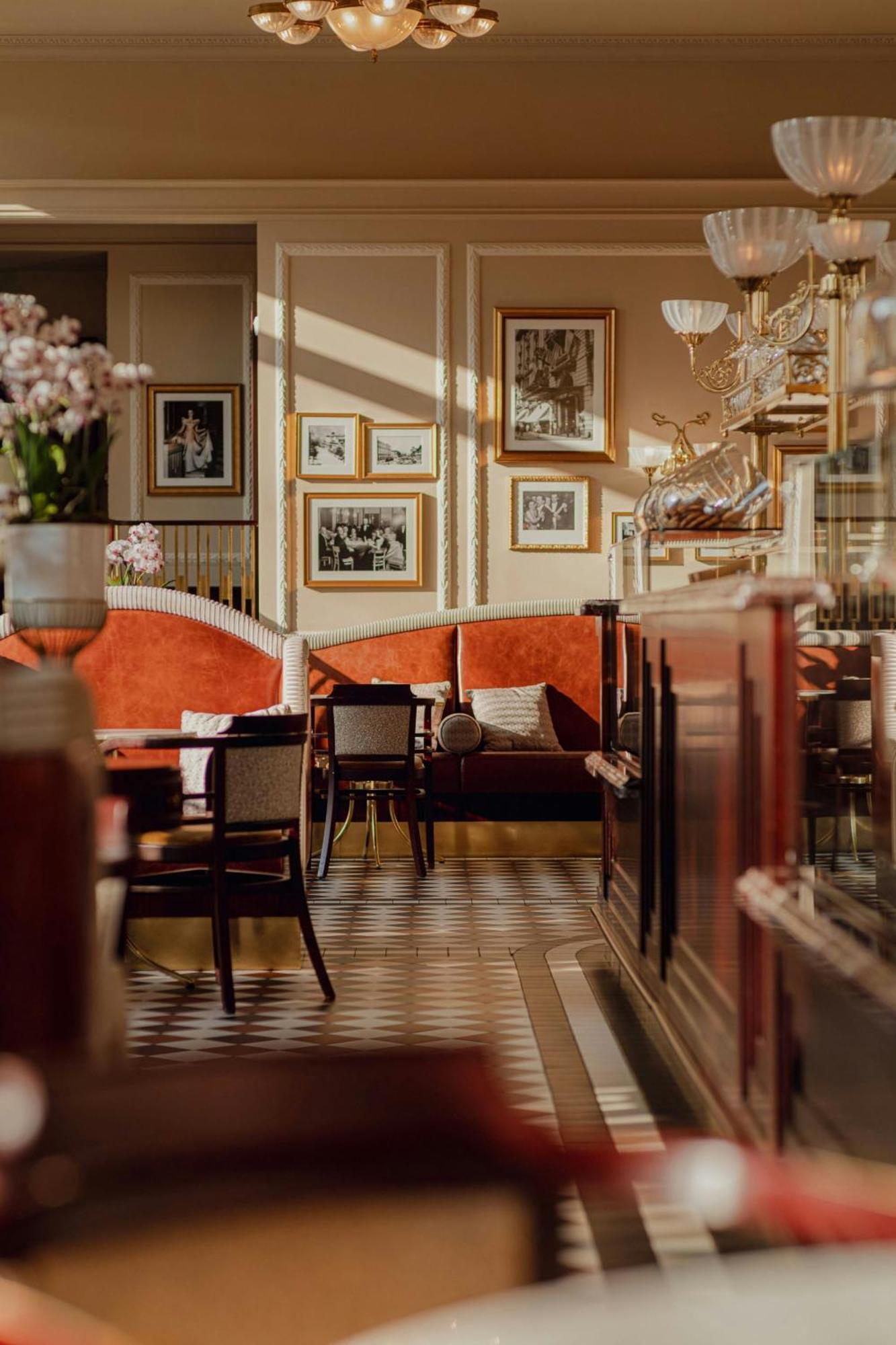 Hotel Bristol, A Luxury Collection Hotel, Warsawa Bagian luar foto Interior of the restaurant